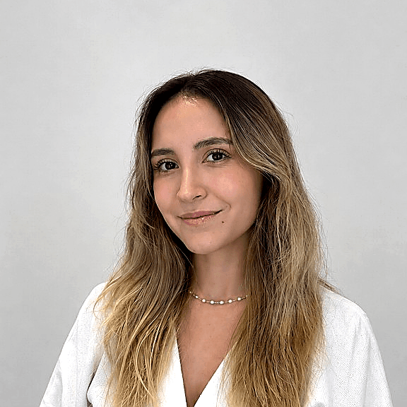 Alejandra Gomez, certified Spanish teacher